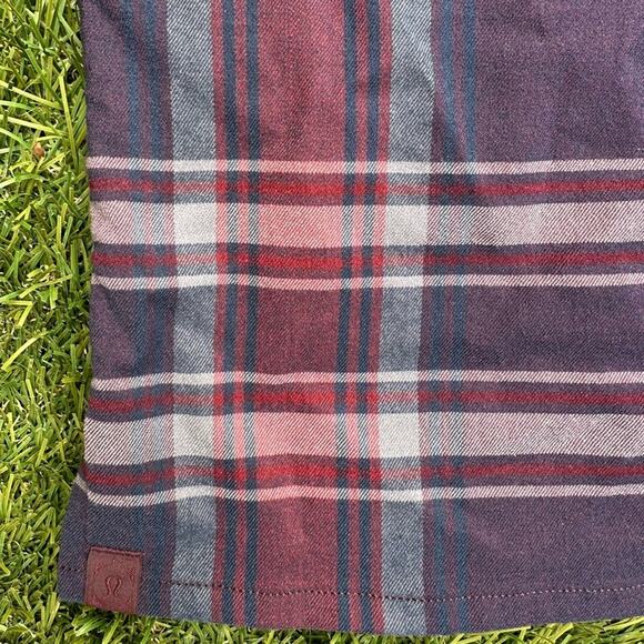 Lululemon Men’s Masons Peak Flannel Collar Plaid Long Sleeve Button Up Shirt XXL - Picture 10 of 10